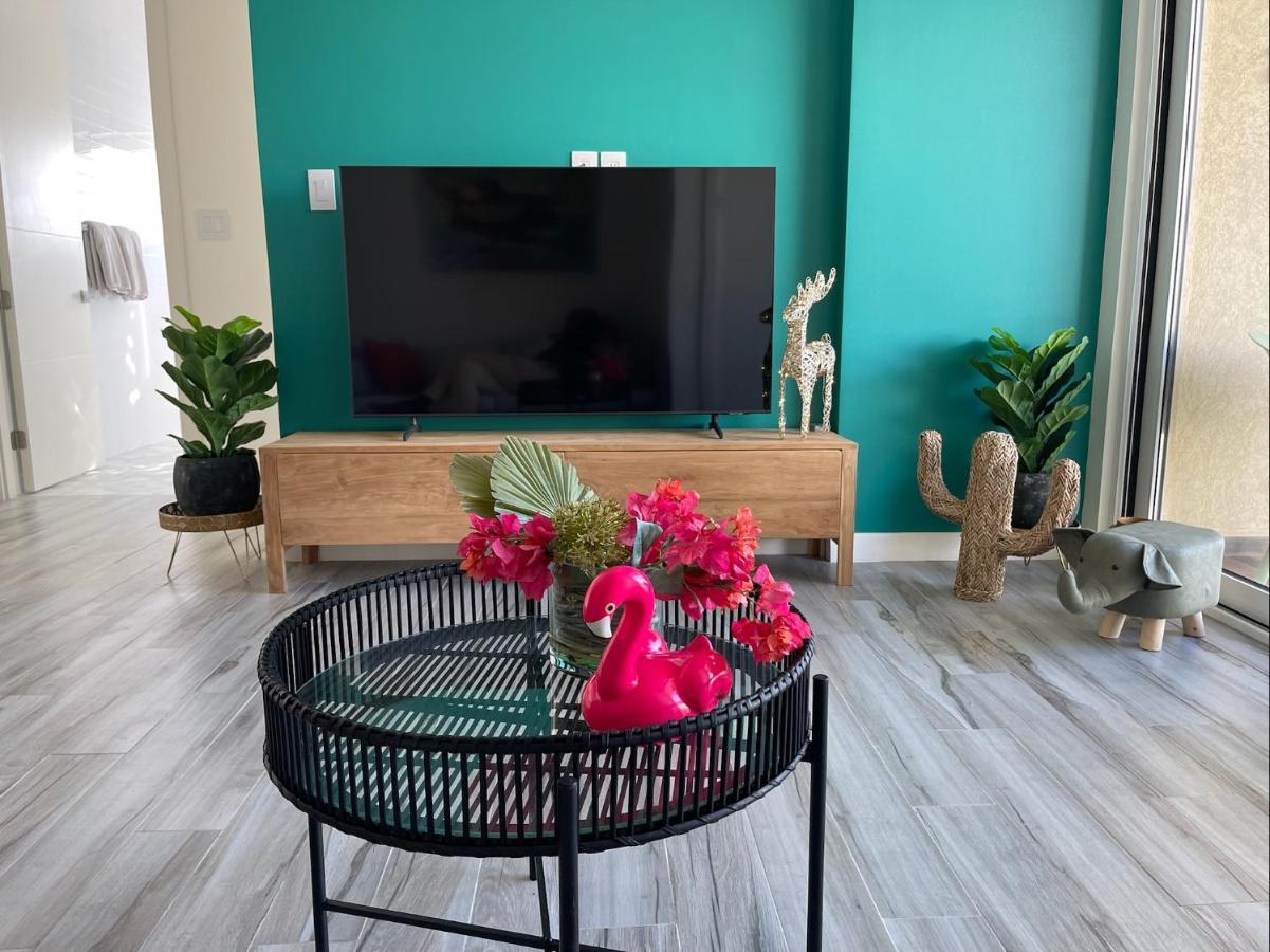 Luxury Ocean View Condo @ Aruba'S Palm Beach Eksteriør billede